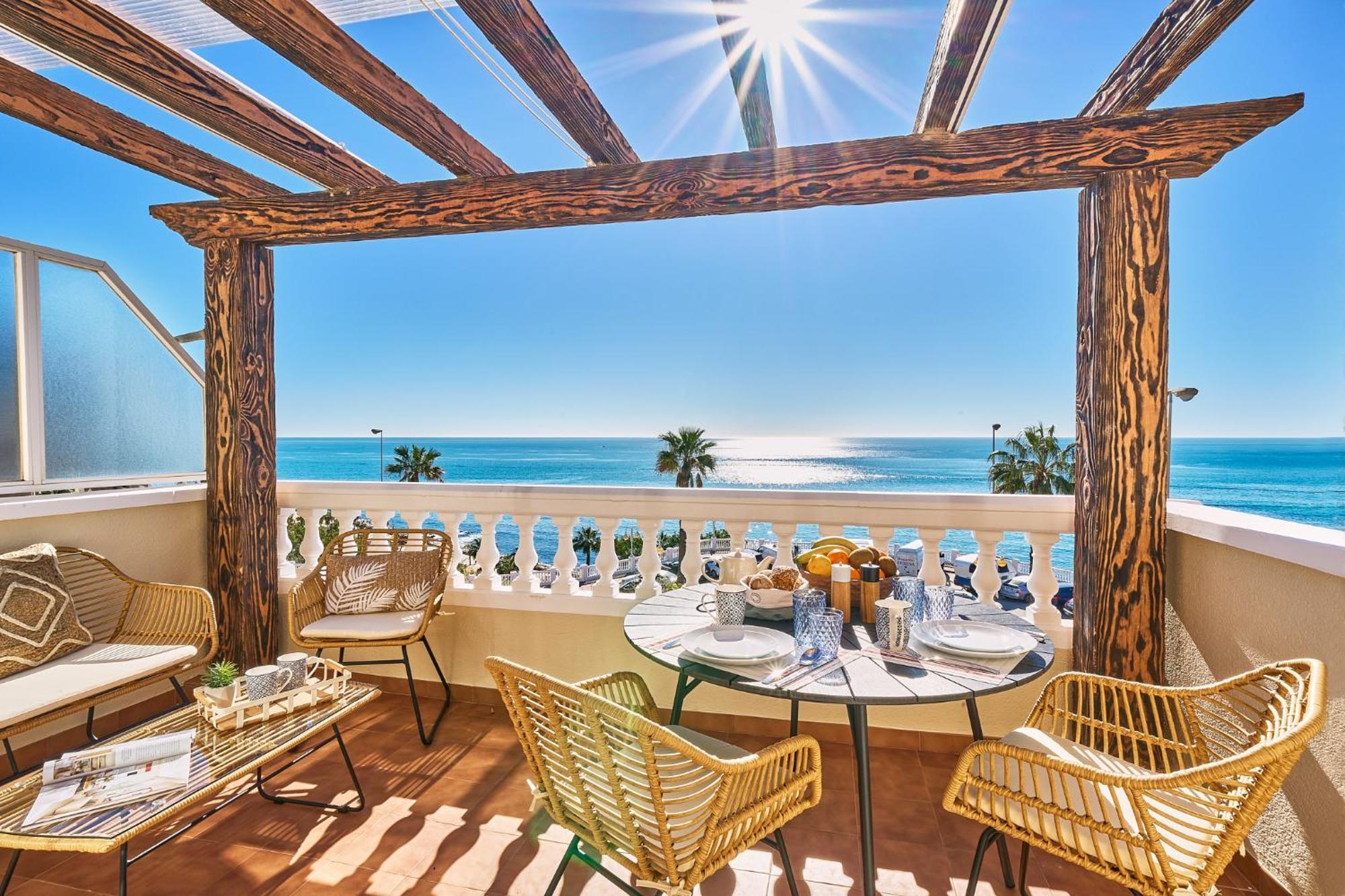 Sea La Vie By Lovely Rentals Benalmádena Eksteriør billede
